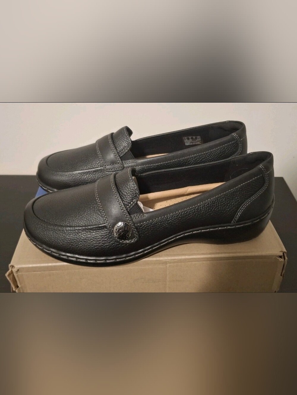 Clarks Cora Daisy Slip-On Shoes Women's Size 8W EE Wide Width New In Box